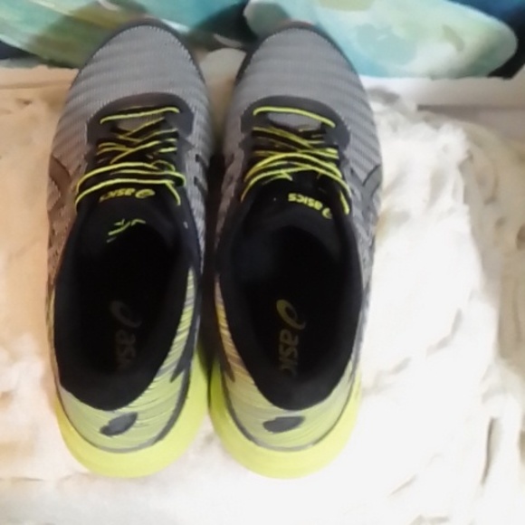 Men's SZ 8 Asics Dynaflyte Running Shoes - Picture 4 of 8